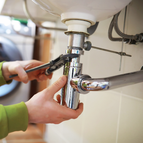 Fixture & Faucet Repair by Hana Hou Home..